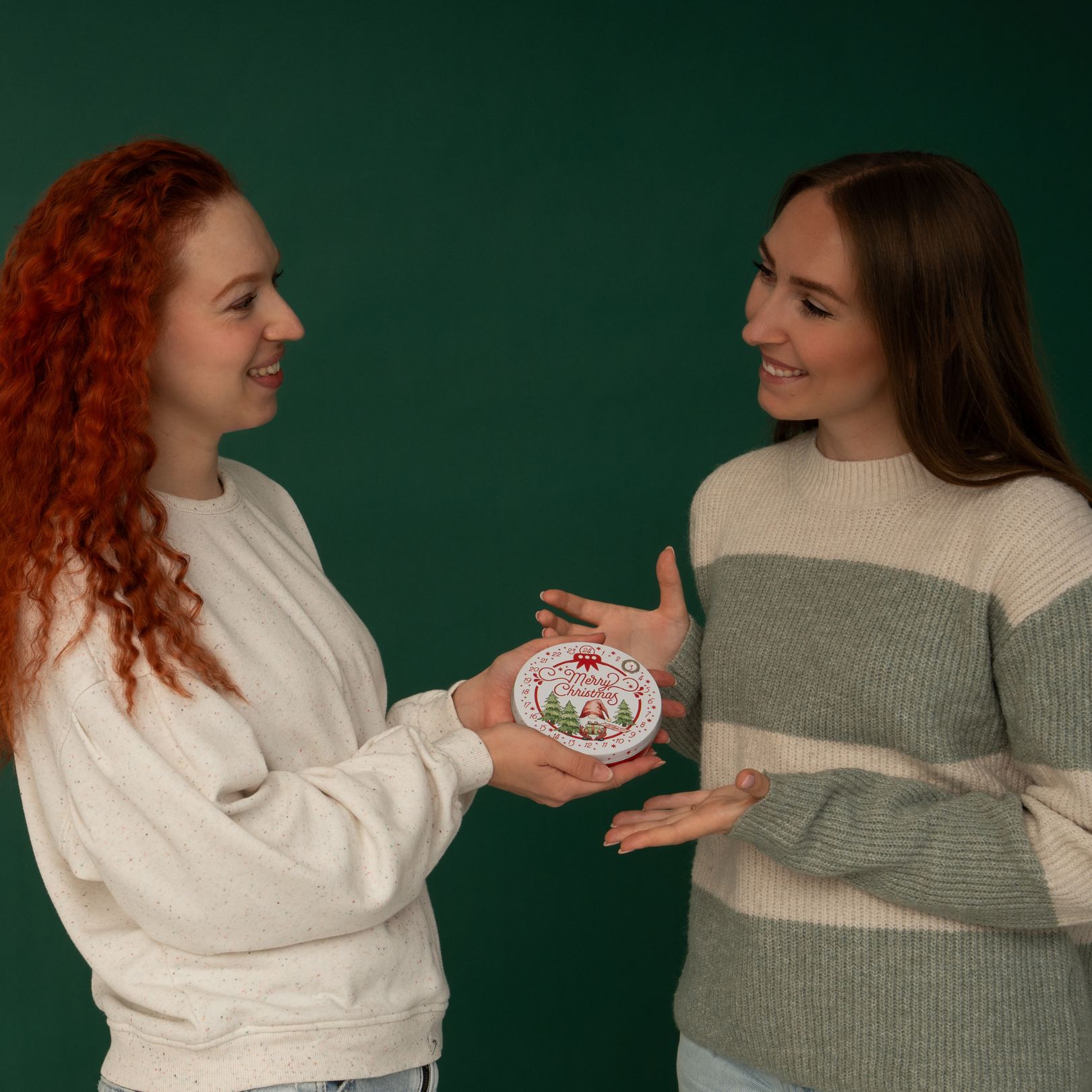 Schokoladen-Adventskalender in der Weihnachtsdose