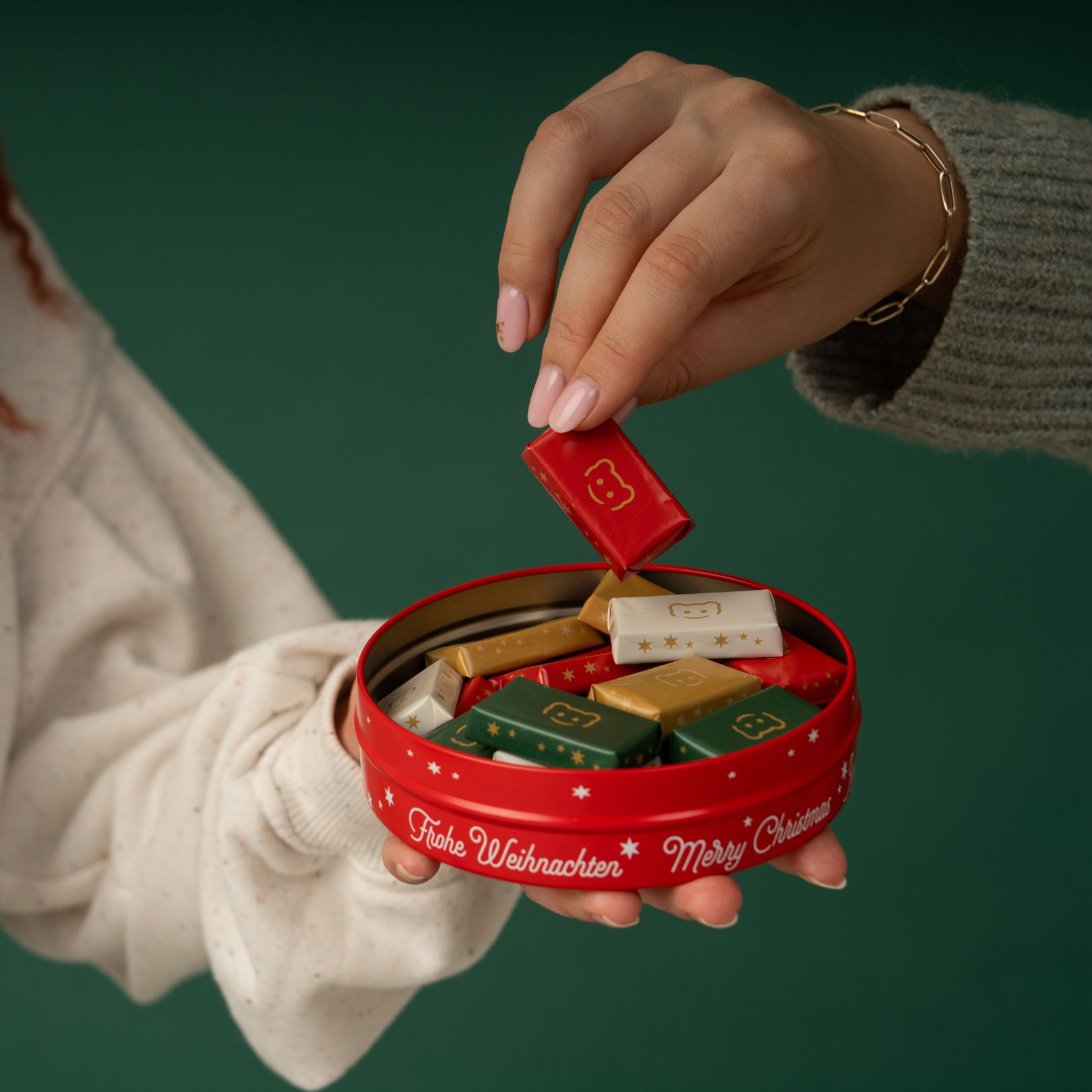 Schokoladen-Adventskalender in der Weihnachtsdose